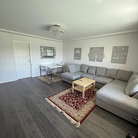 Lägenhet Charming And Cozy 2-bedroom In Oslo
